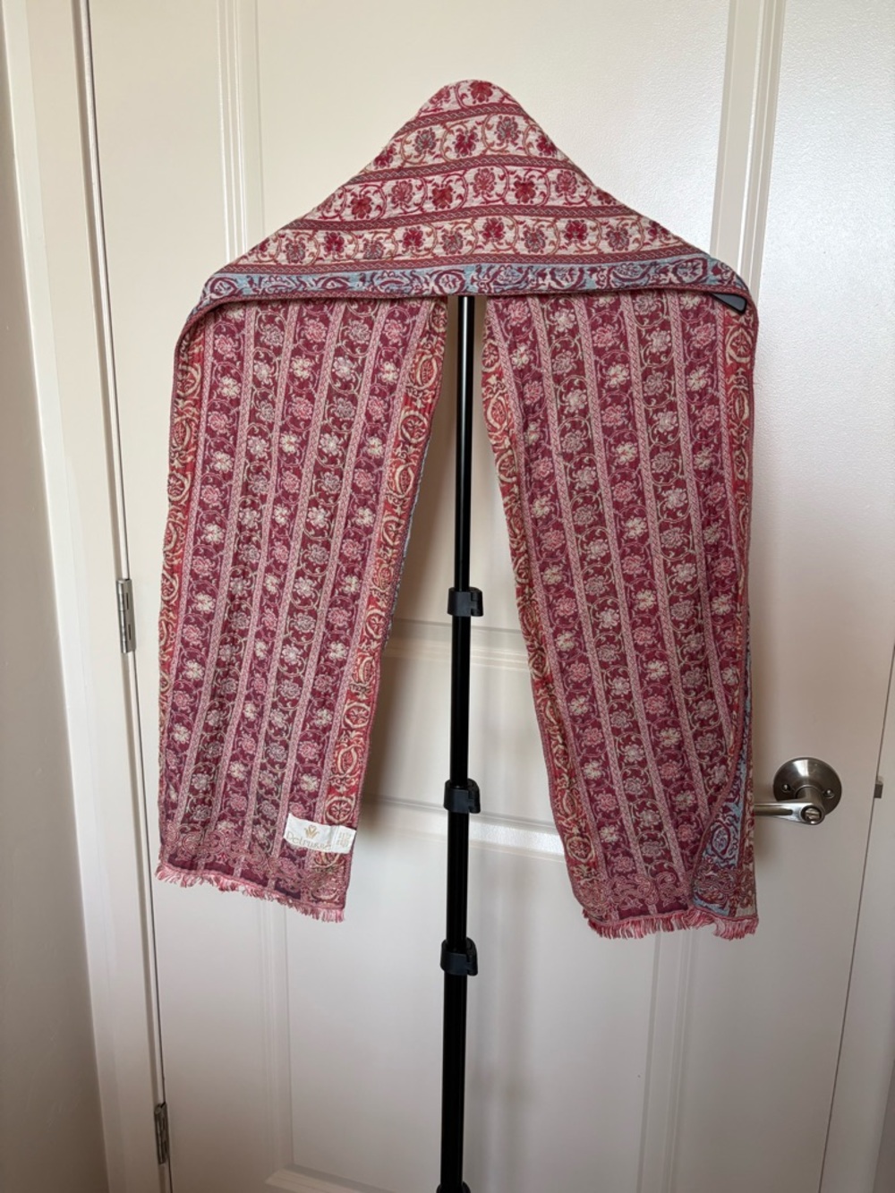 Petrusse Chenonceau Carmine Cotton and Silk Scarf - Picture 5 of 5